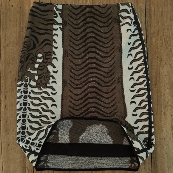 Marc Cain Wool Blend Knit Skirt – Tiger Print, Size Small (US 4) - Picture 10 of 12